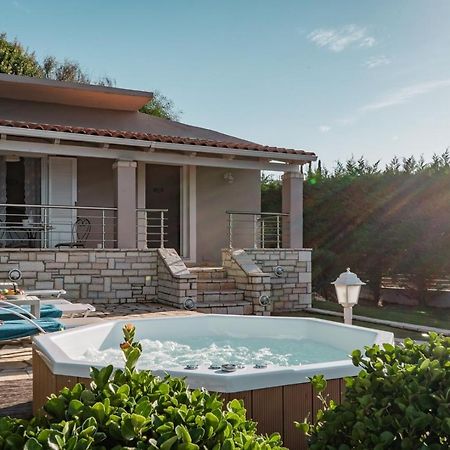 Neptune Sea House - Beachfront Agios Spyridon  Ngoại thất bức ảnh