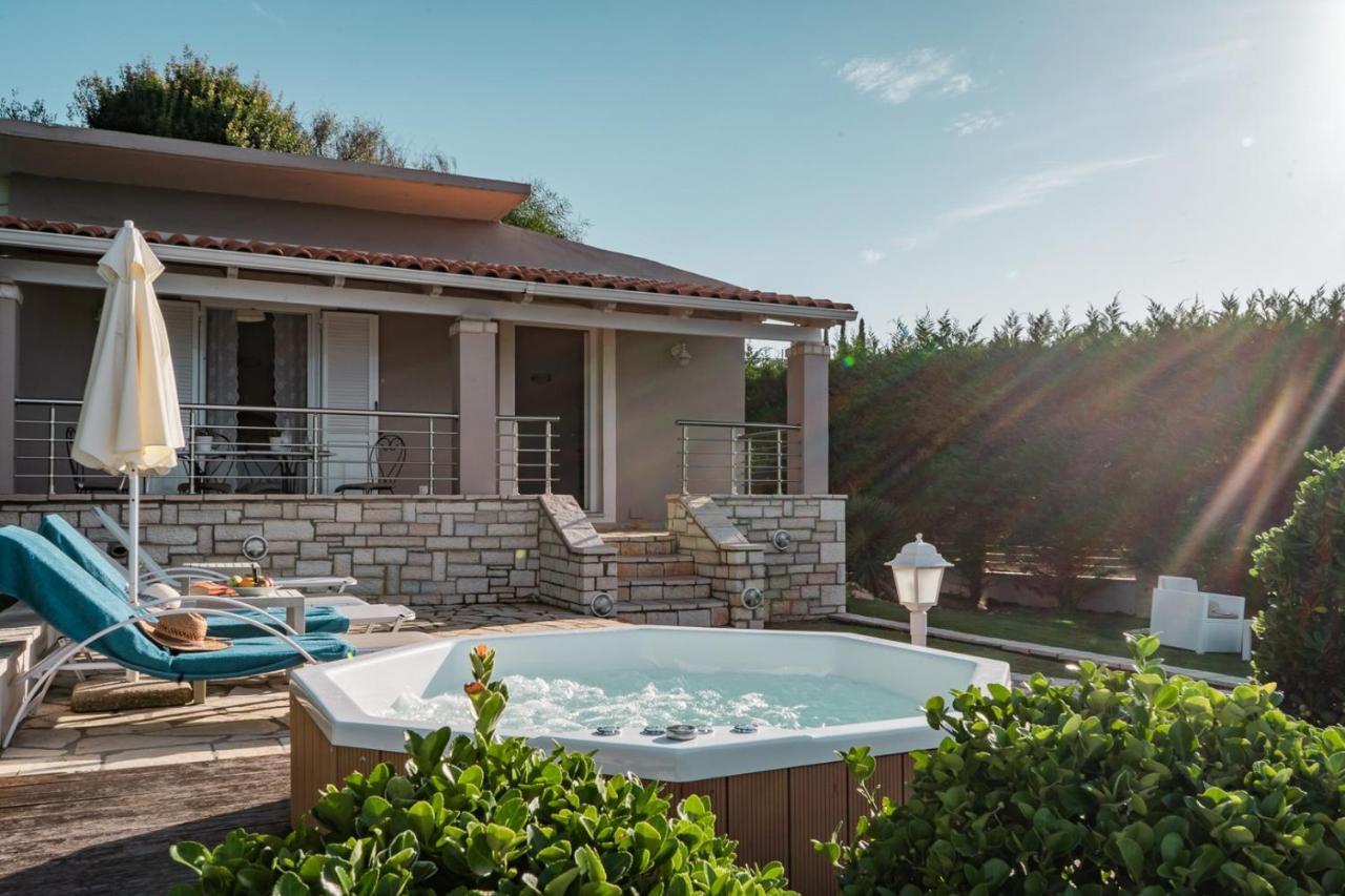 Neptune Sea House - Beachfront Agios Spyridon  Ngoại thất bức ảnh